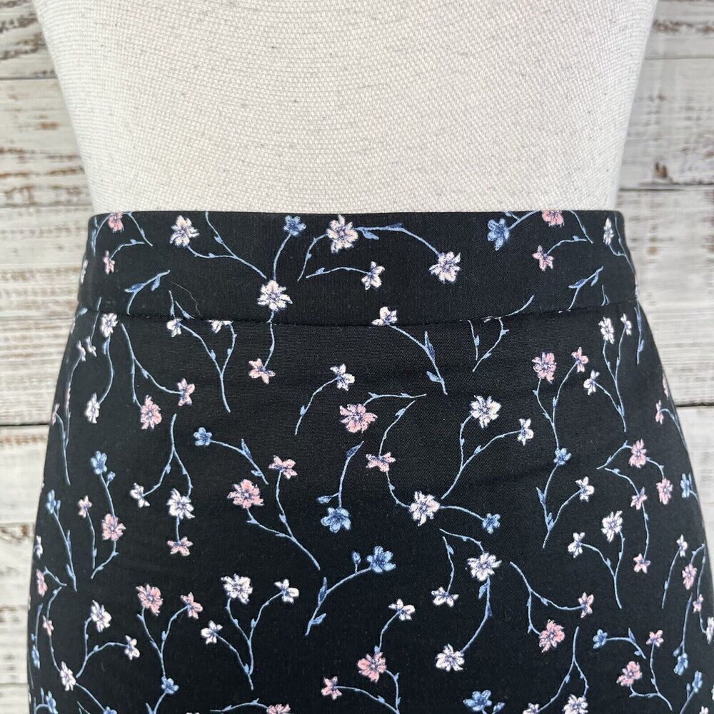 Liz Claiborne Skirt sz 18 Black Pink Blue Floral Straight Stretch Knee Church - Picture 3 of 8